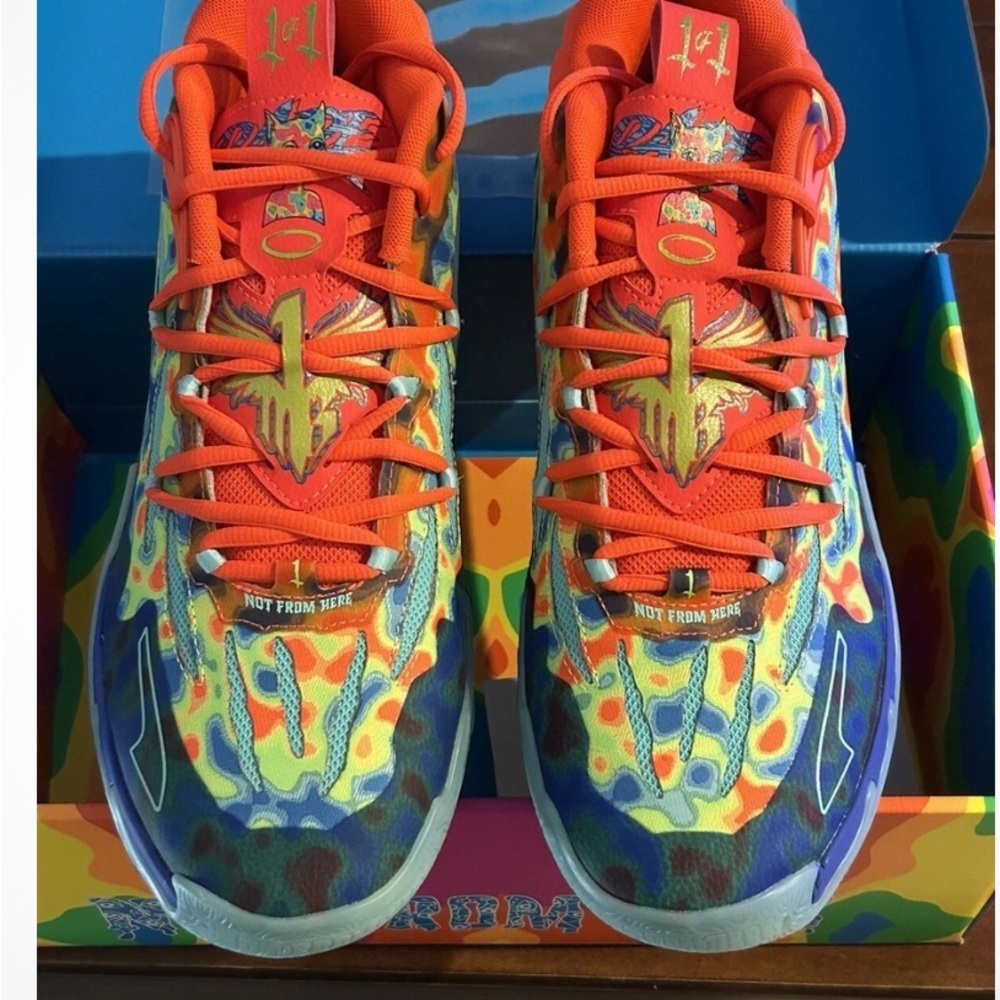 Gutter Cat x M.E.L.O x Puma Basketball Shoes